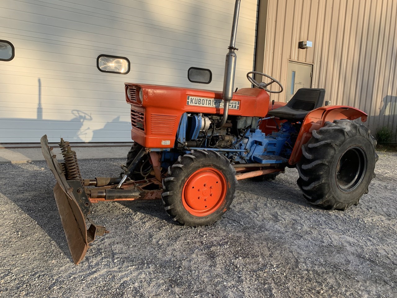 1976 Kubota L225DT Tractor - Utility For Sale in Middlebury Vermont