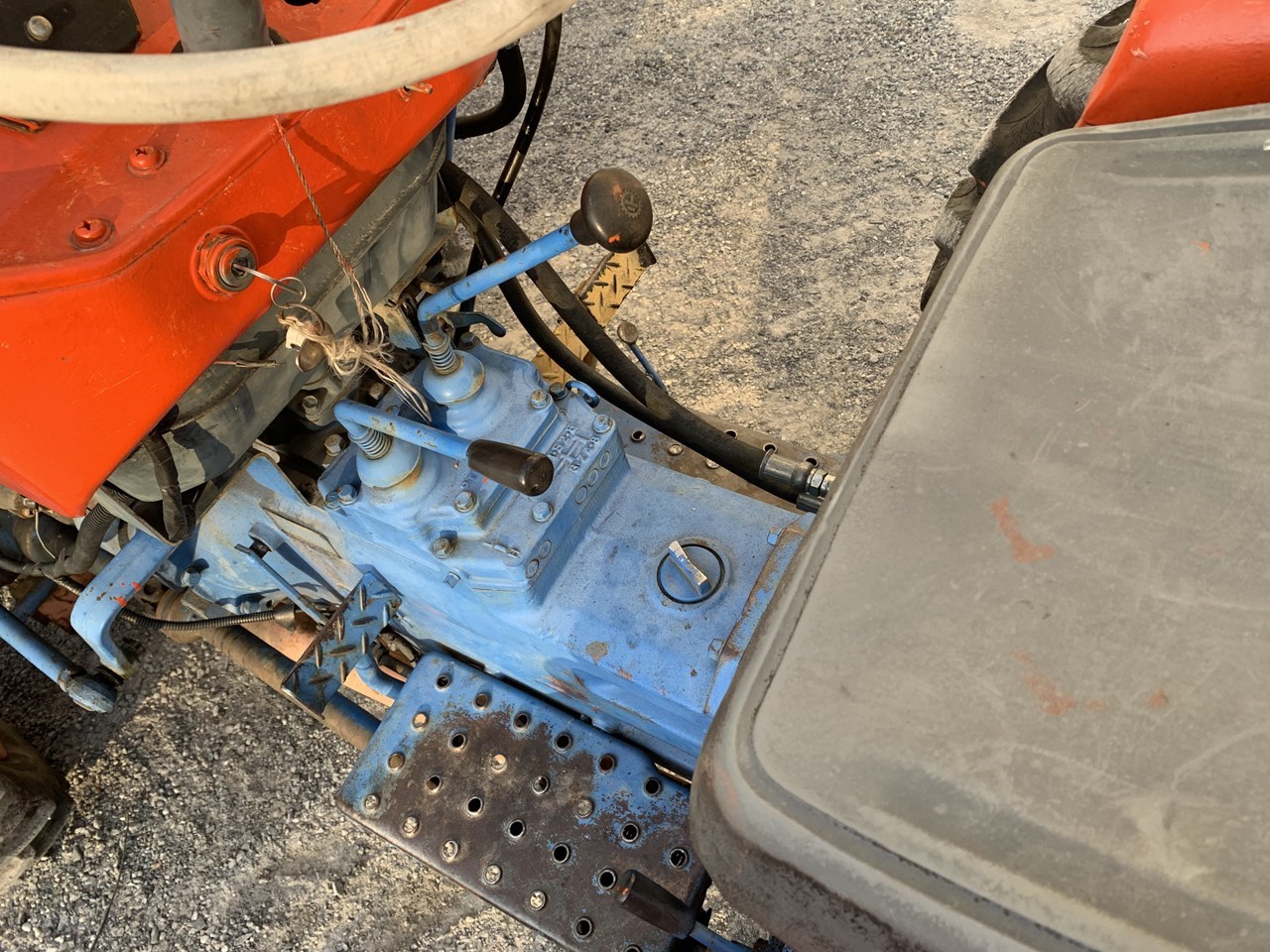 1976 Kubota L225DT Tractor - Utility For Sale in Middlebury Vermont