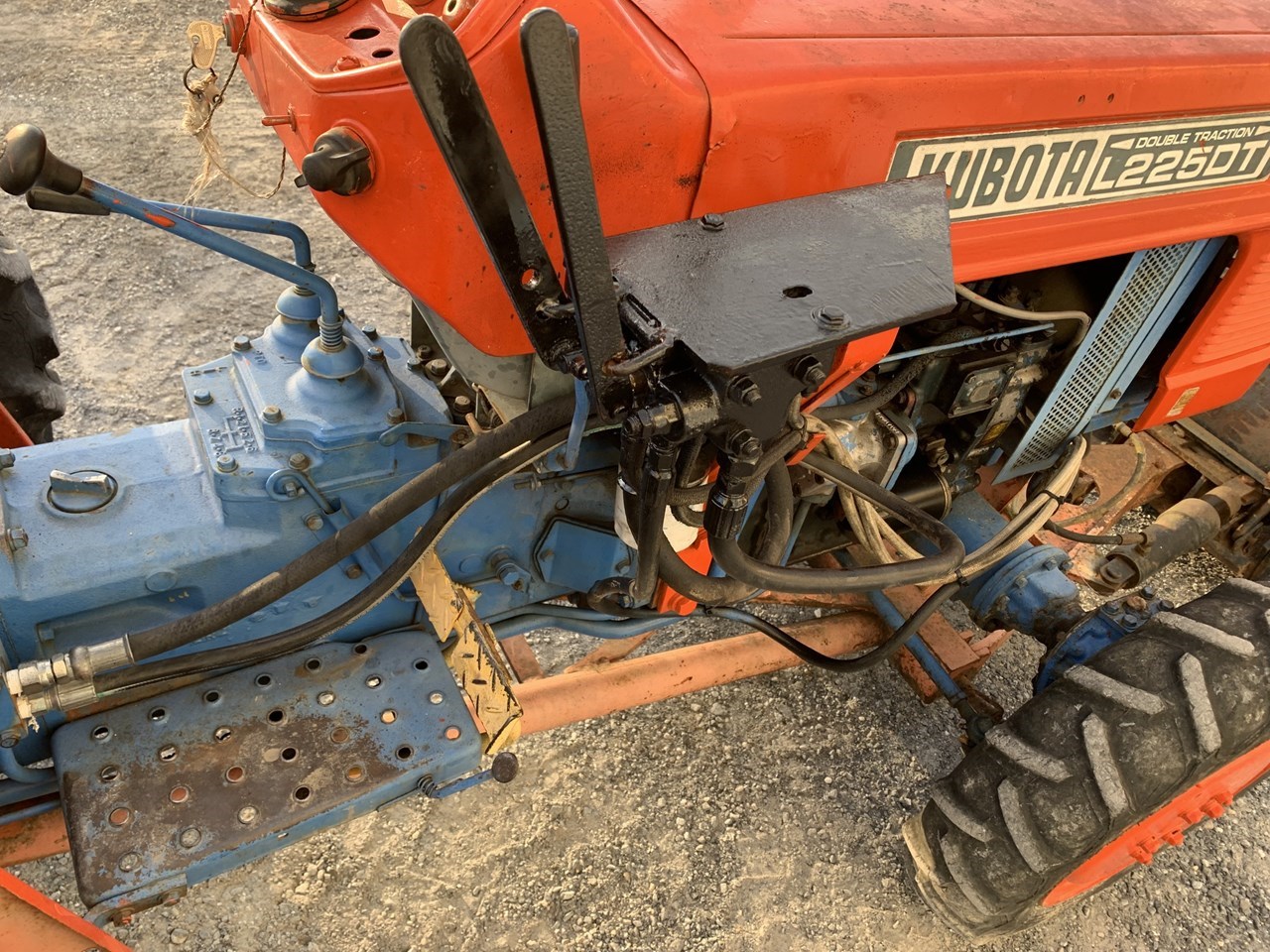 1976 Kubota L225DT Tractor - Utility For Sale in Middlebury Vermont