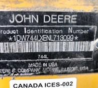 2022 John Deere 744L Thumbnail 5