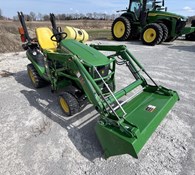 2013 John Deere 1025R Thumbnail 3