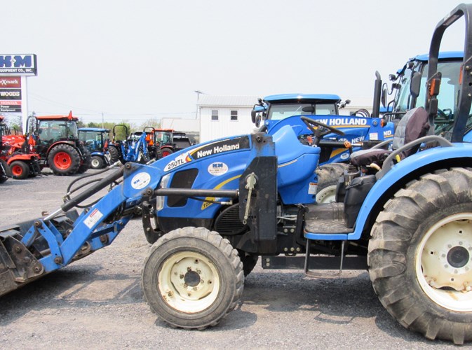2007 New Holland T2310 Tractor For Sale