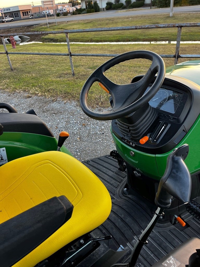 2022 John Deere 4066R Compact Utility Tractor برسم البيعMarked Tree