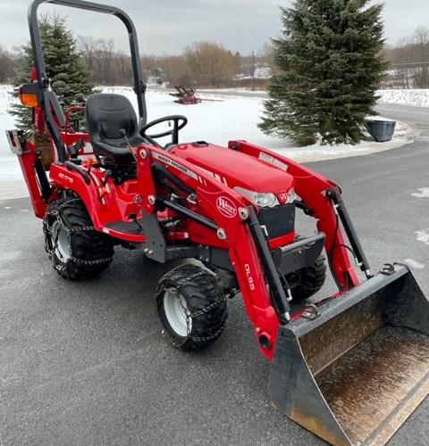 2018 Massey Ferguson GC1710 Tractor - Compact Utility For Sale
