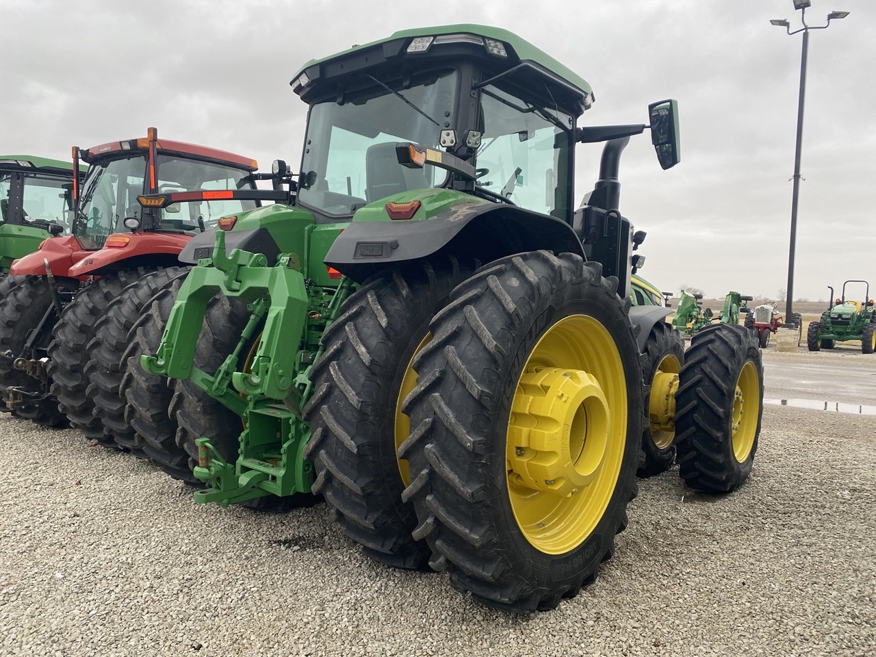 2022 John Deere 8R 370 Row Crop Tractor برسم البيعStreator Illinois