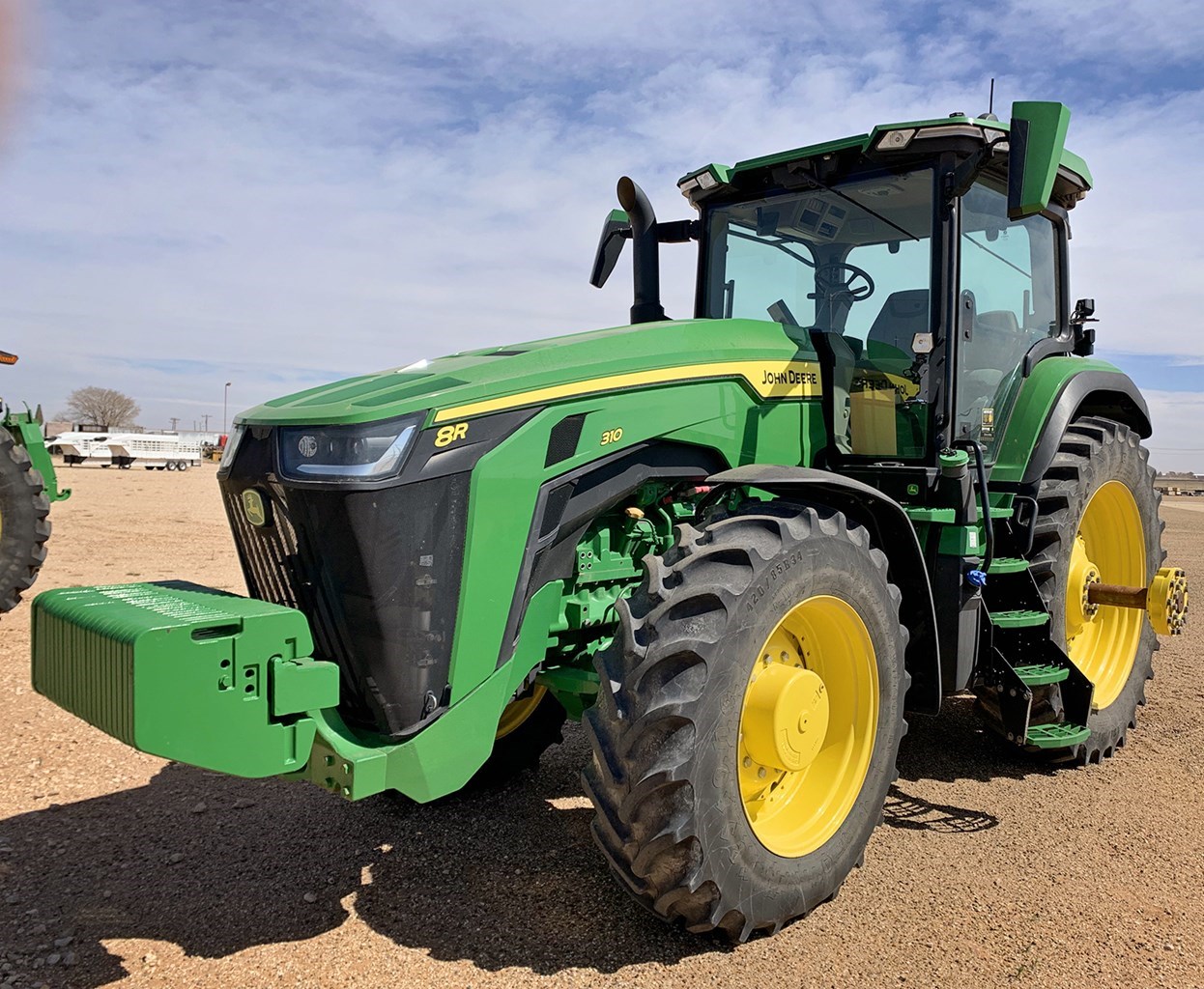 2022 John Deere 8R 310 Row Crop Tractor برسم البيعBrownfield Texas