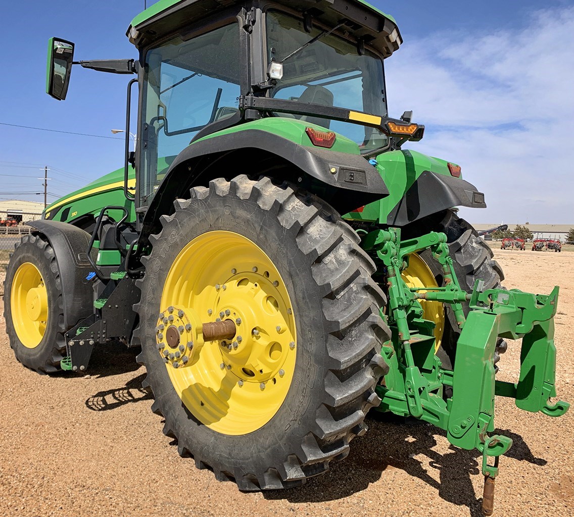 2022 John Deere 8R 310 Row Crop Tractor برسم البيعBrownfield Texas