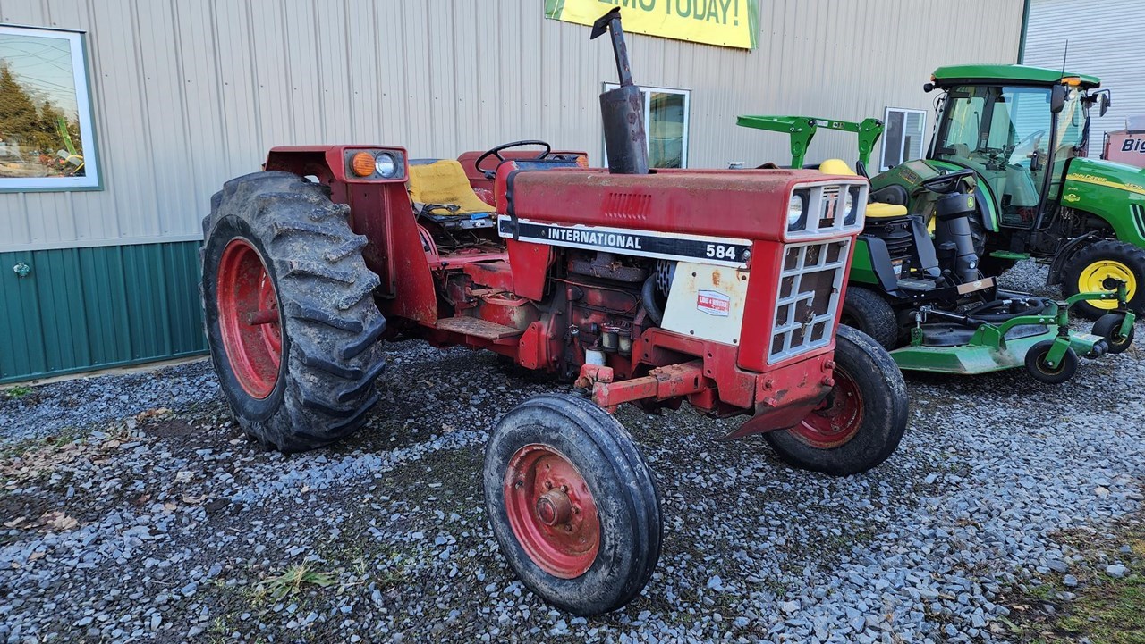1980 IH 584 Tractor - Utility For Sale