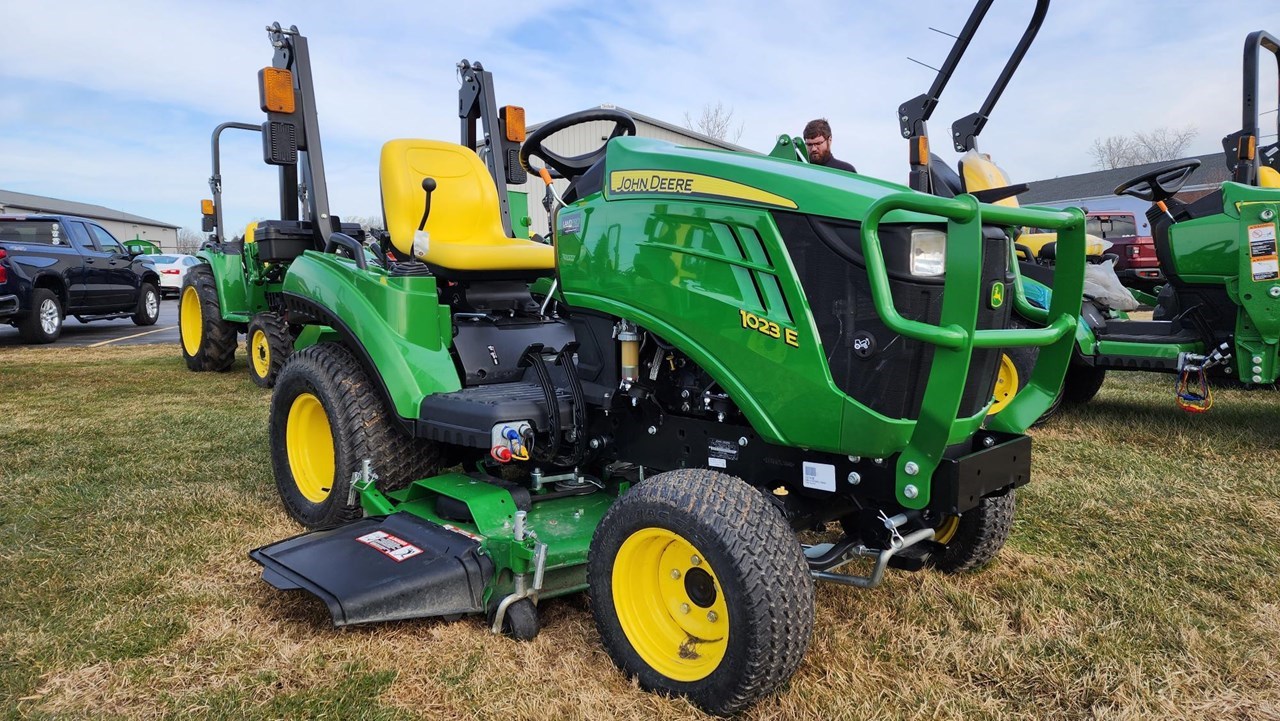 2020 John Deere 1023E Tractor - Compact Utility For Sale