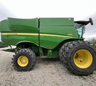 2014 John Deere S680 Thumbnail 2