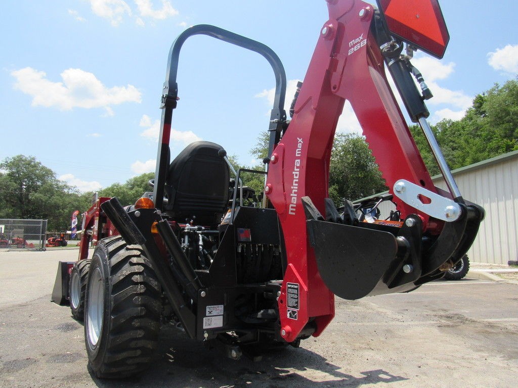 2023 Mahindra Max 26 XLT HST Backhoe Compact Utility Tractor