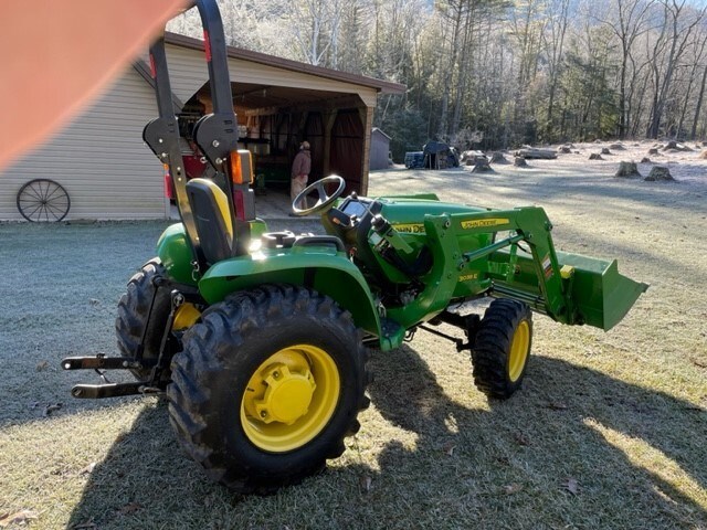 2015 John Deere 3038E Tractor - Compact Utility For Sale