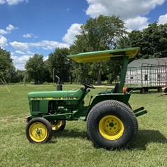 1984 John Deere 750 Tractor - Compact Utility For Sale
