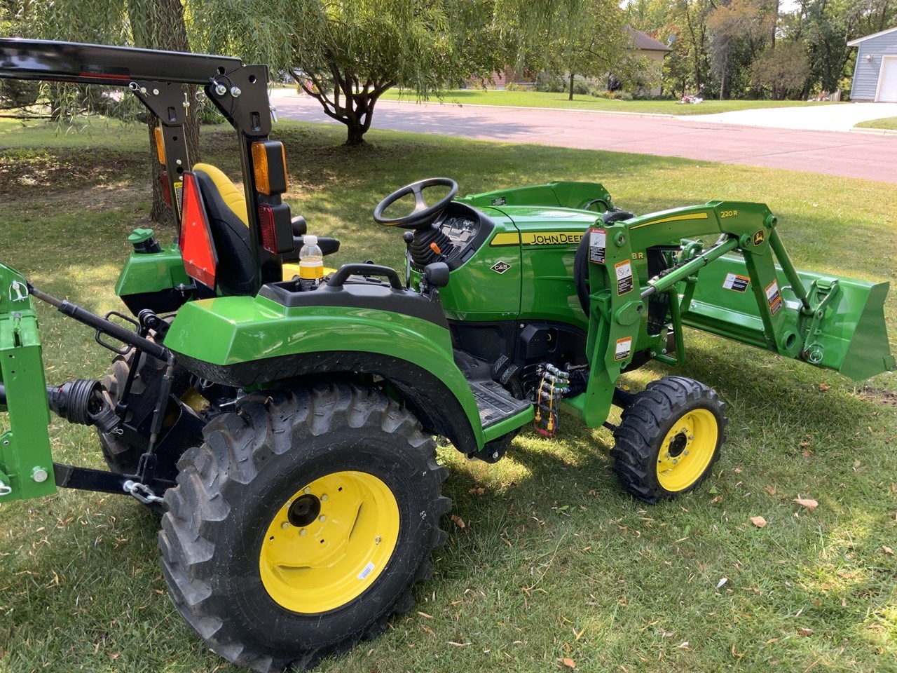 2022 John Deere 2038R Compact Utility Tractor For Sale in Truman Minnesota
