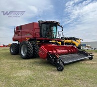 2022 Case IH Axial-Flow® 250 Series Combines 8250 Thumbnail 3