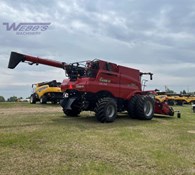 2022 Case IH Axial-Flow® 250 Series Combines 8250 Thumbnail 5