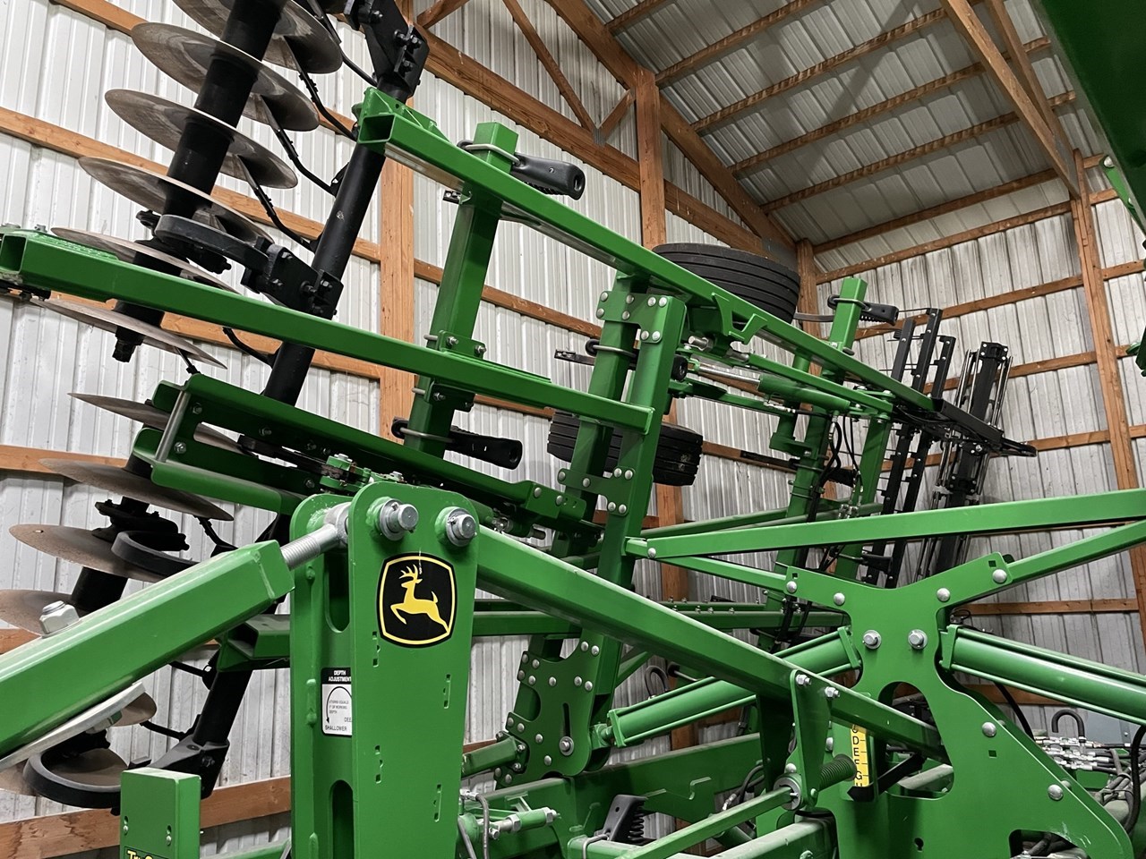 2019 John Deere 2330 Mulch Finisher For Sale in Dwight Illinois