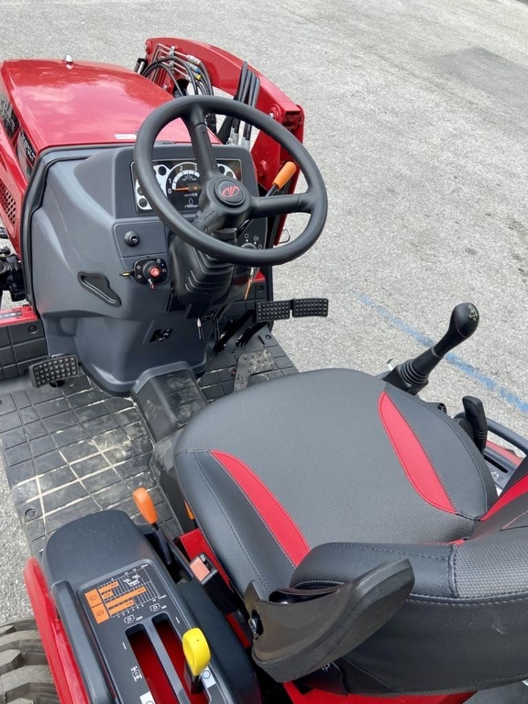 2023 Mahindra Max 26 XLT HST Compact Utility Tractor For Sale in