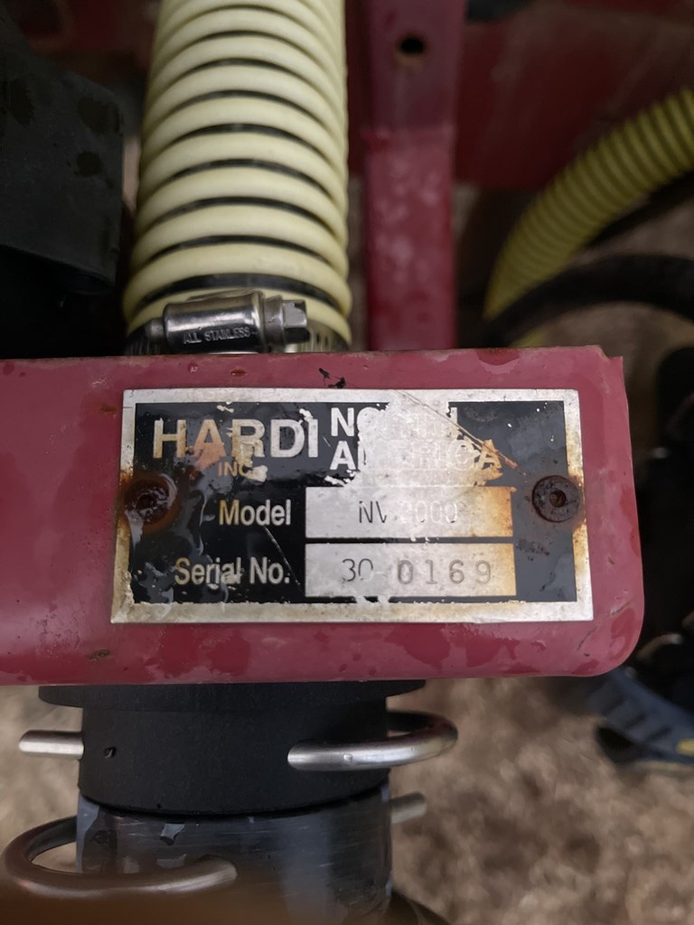 Hardi NV 3000 Sprayer-Pull Type For Sale