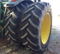 2010 John Deere 8295R Thumbnail 6