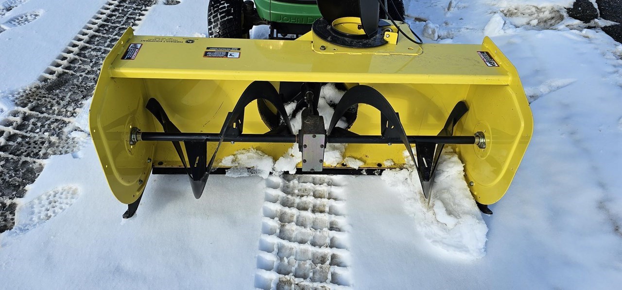 2013 John Deere X540 جزازة مزودة بمقعد برسم البيعPresque Isle Maine