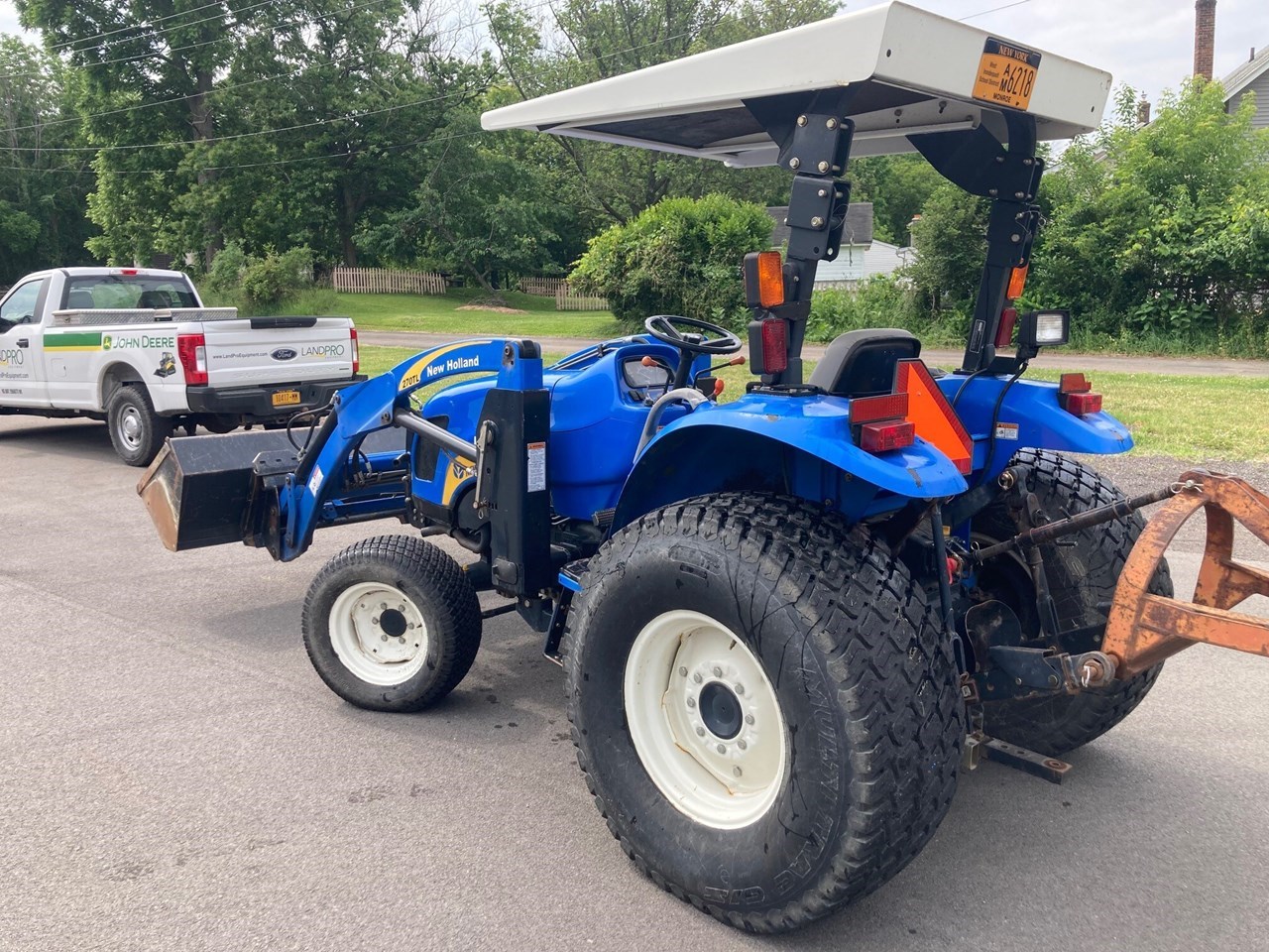 2009 New Holland Boomer 4060 Tractor - Compact Utility For Sale