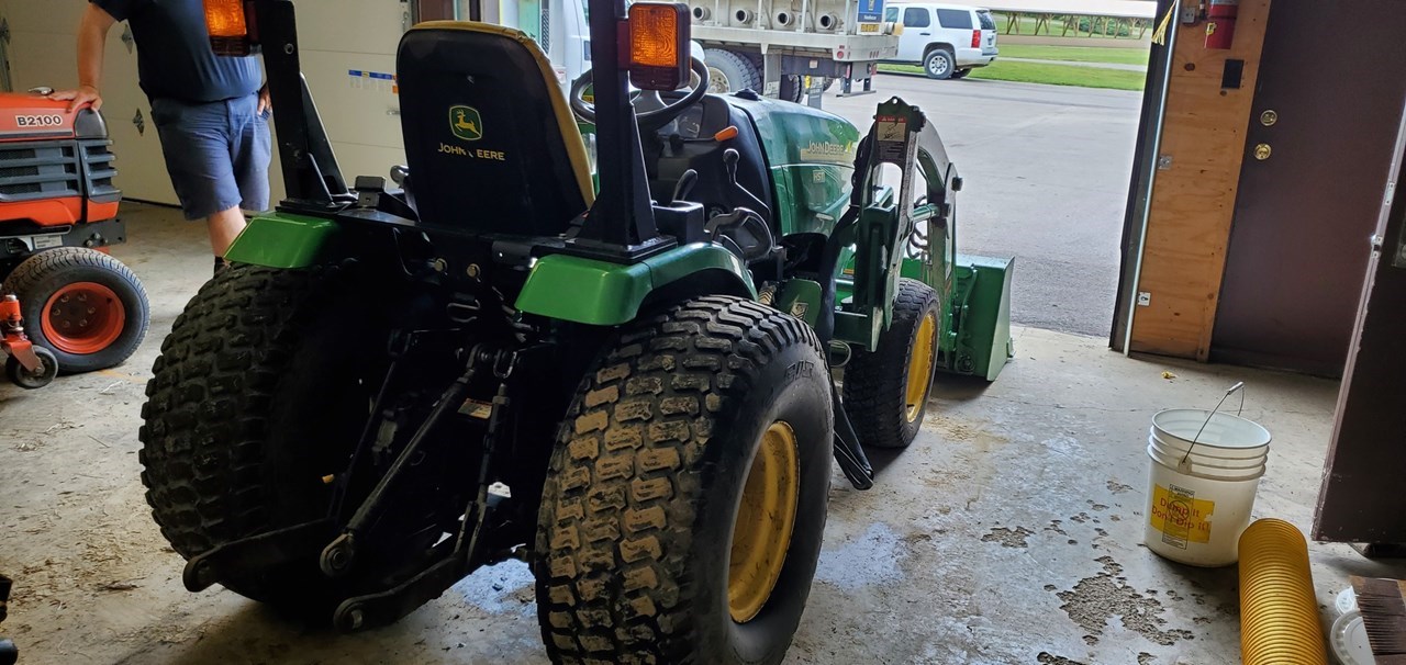 2007 John Deere 2520 Compact Utility Tractor For Sale in Clymer New York