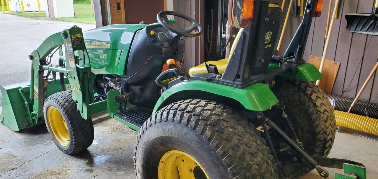 2007 John Deere 2520 Compact Utility Tractor For Sale in Clymer New York