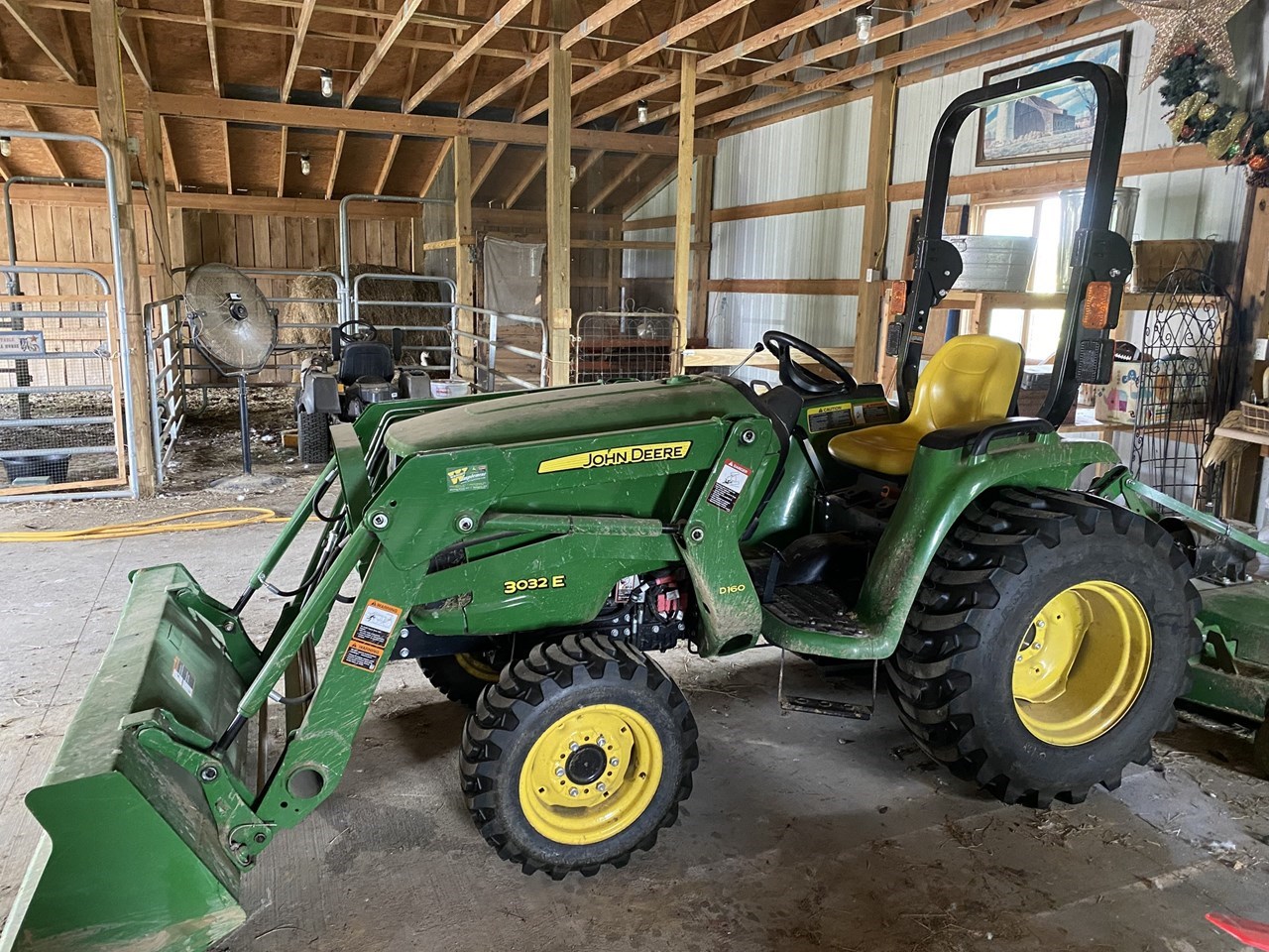 2017 John Deere 3032E Compact Utility Tractor For Sale in Hardinsburg