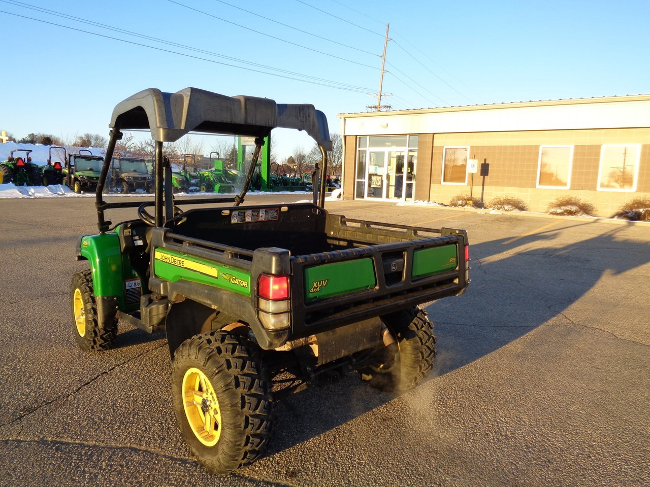 2013 John Deere XUV 825I GREEN Utility Vehicle For Sale in Mount Horeb