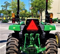 2022 John Deere 3035D Thumbnail 5