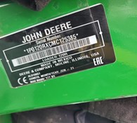 2021 John Deere 1025R Thumbnail 4