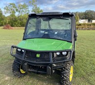 2023 John Deere XUV835M Thumbnail 1