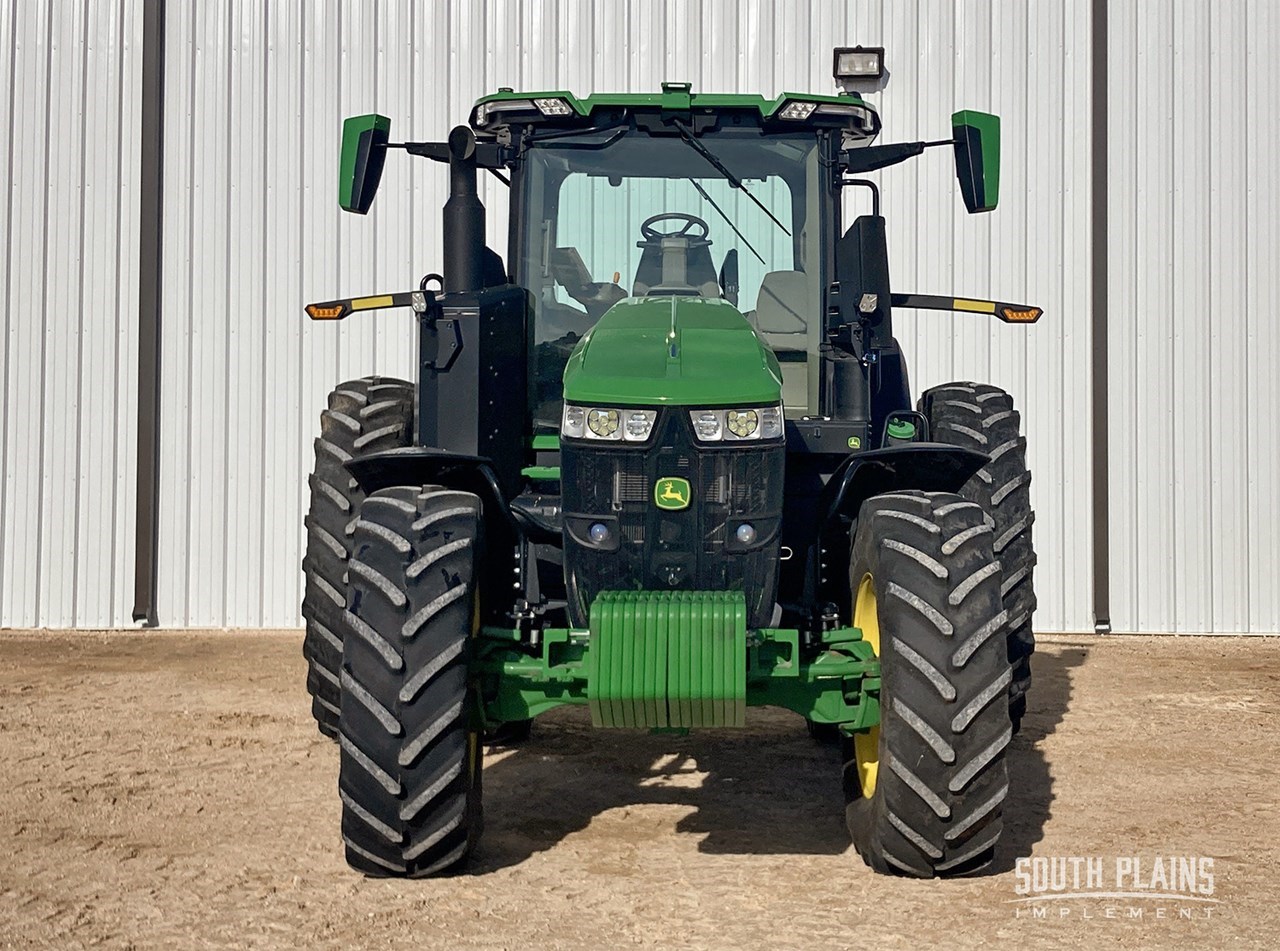 2022 John Deere 7R 230 Row Crop Tractor برسم البيعBrownfield Texas
