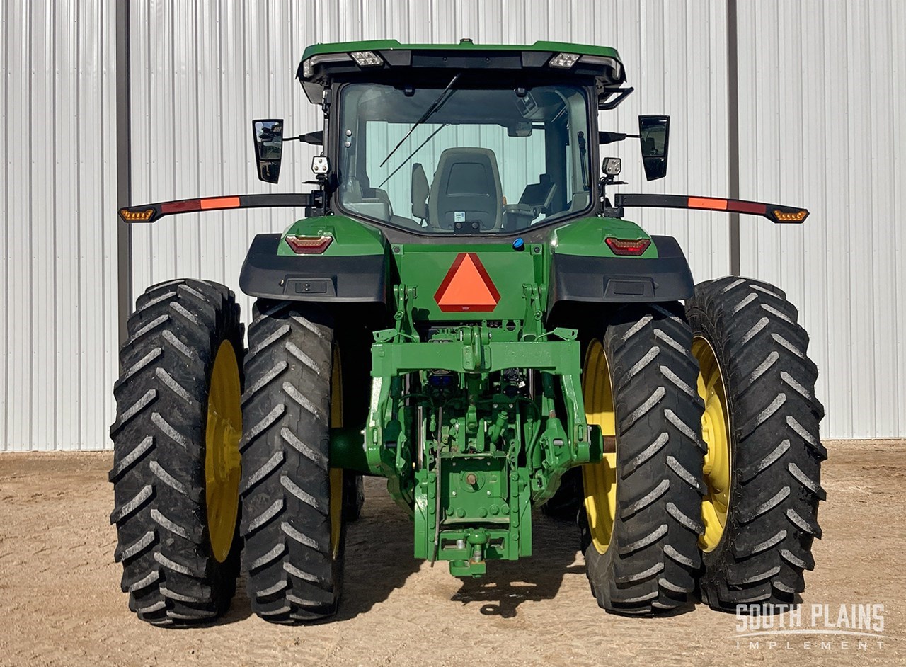 2022 John Deere 7R 230 Row Crop Tractor برسم البيعBrownfield Texas