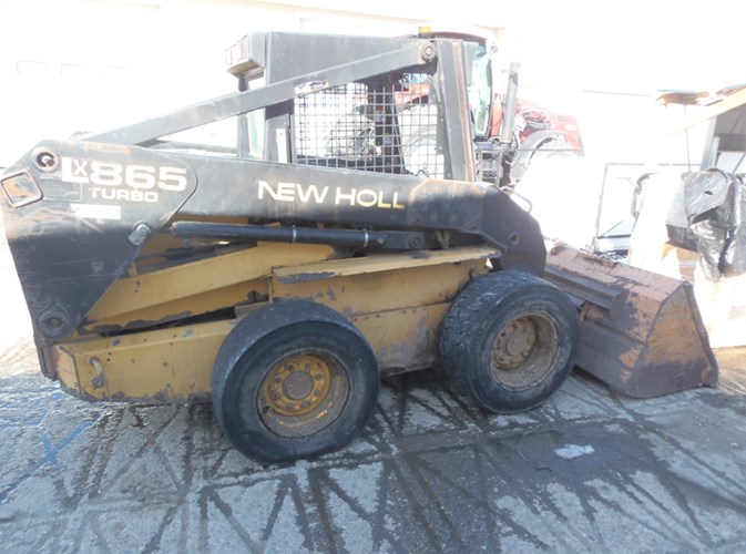 1999 New Holland LX865 Skid Steer For Sale