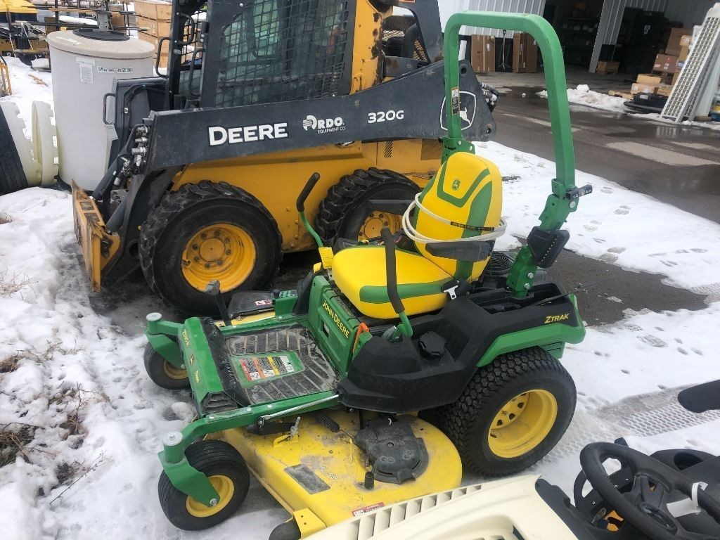2022 John Deere Z530R Zero Turn Mower برسم البيعKalispell Montana