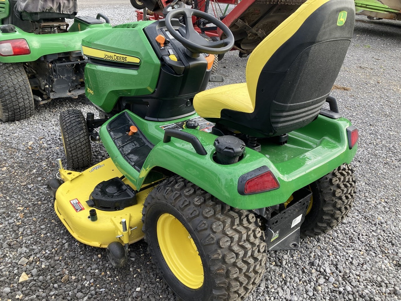 2022 John Deere x580 Riding Mower For Sale in Fort Payne Alabama