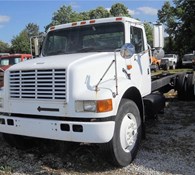 1994 International 4900 Thumbnail 1