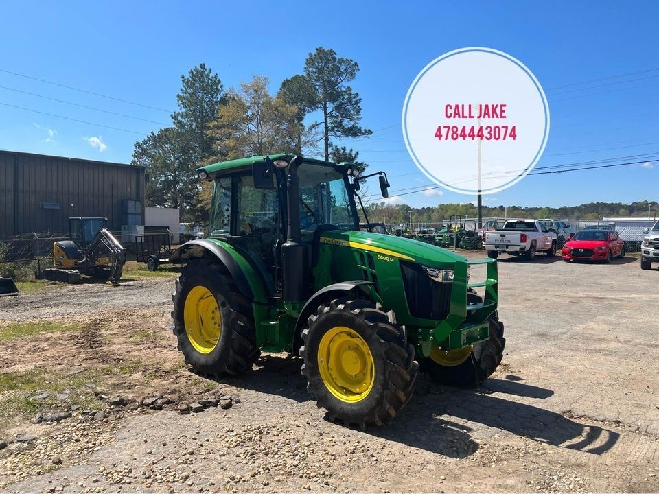 2023 John Deere 5090M Tractor Utility For Sale in Macon