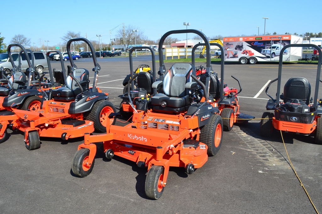 Kubota z700 for online sale