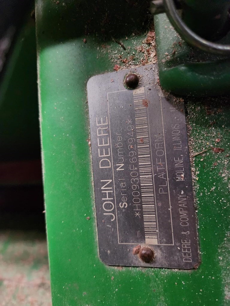 2001 John Deere 930F HeaderAuger/Flex For Sale in Paynesville Minnesota