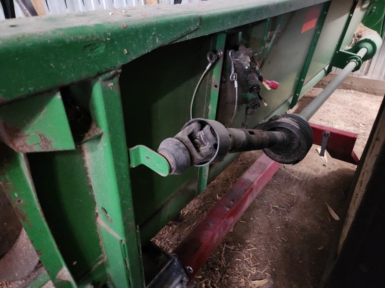 2001 John Deere 930F HeaderAuger/Flex For Sale in Paynesville Minnesota