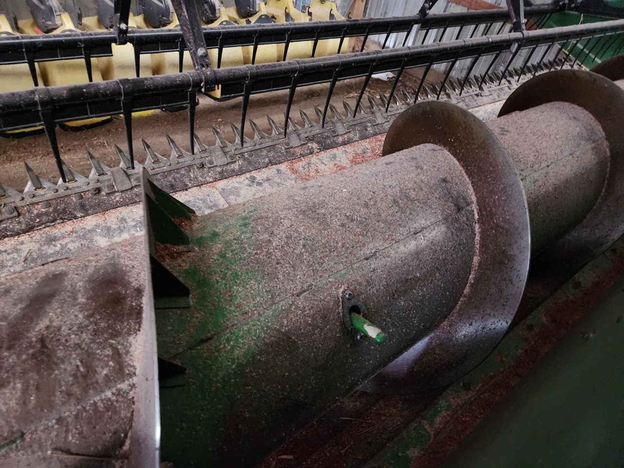 2001 John Deere 930F HeaderAuger/Flex For Sale in Paynesville Minnesota