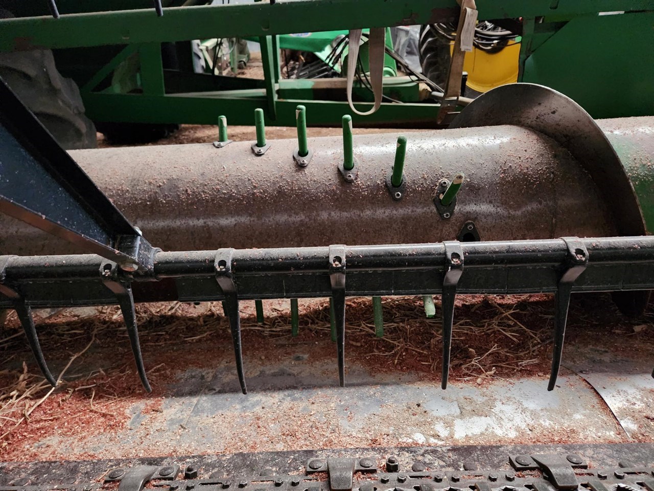 2001 John Deere 930F HeaderAuger/Flex For Sale in Paynesville Minnesota