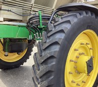 2018 John Deere R4045 Thumbnail 12