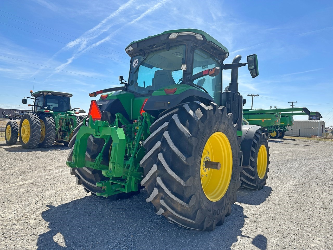 2021 John Deere 8R 370 Row Crop Tractor برسم البيعPlainview Texas