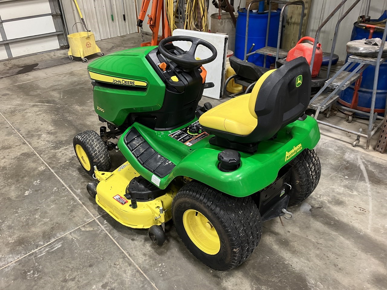 2018 John Deere X390 Riding Mower For Sale in Lenox Iowa