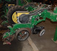 2021 John Deere 1725 CCS Thumbnail 16