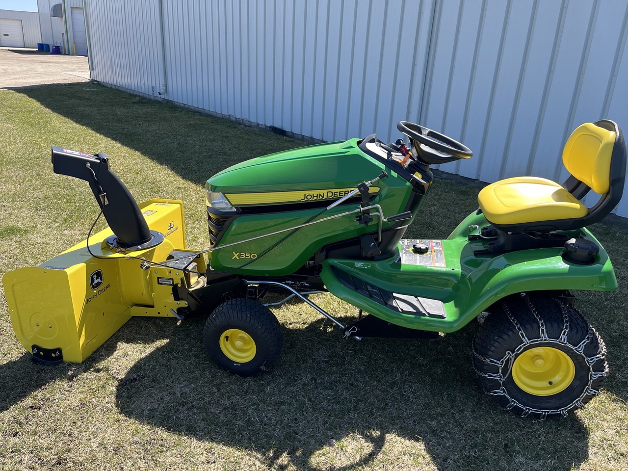2022 John Deere X350 Riding Mower For Sale in Waterloo Iowa